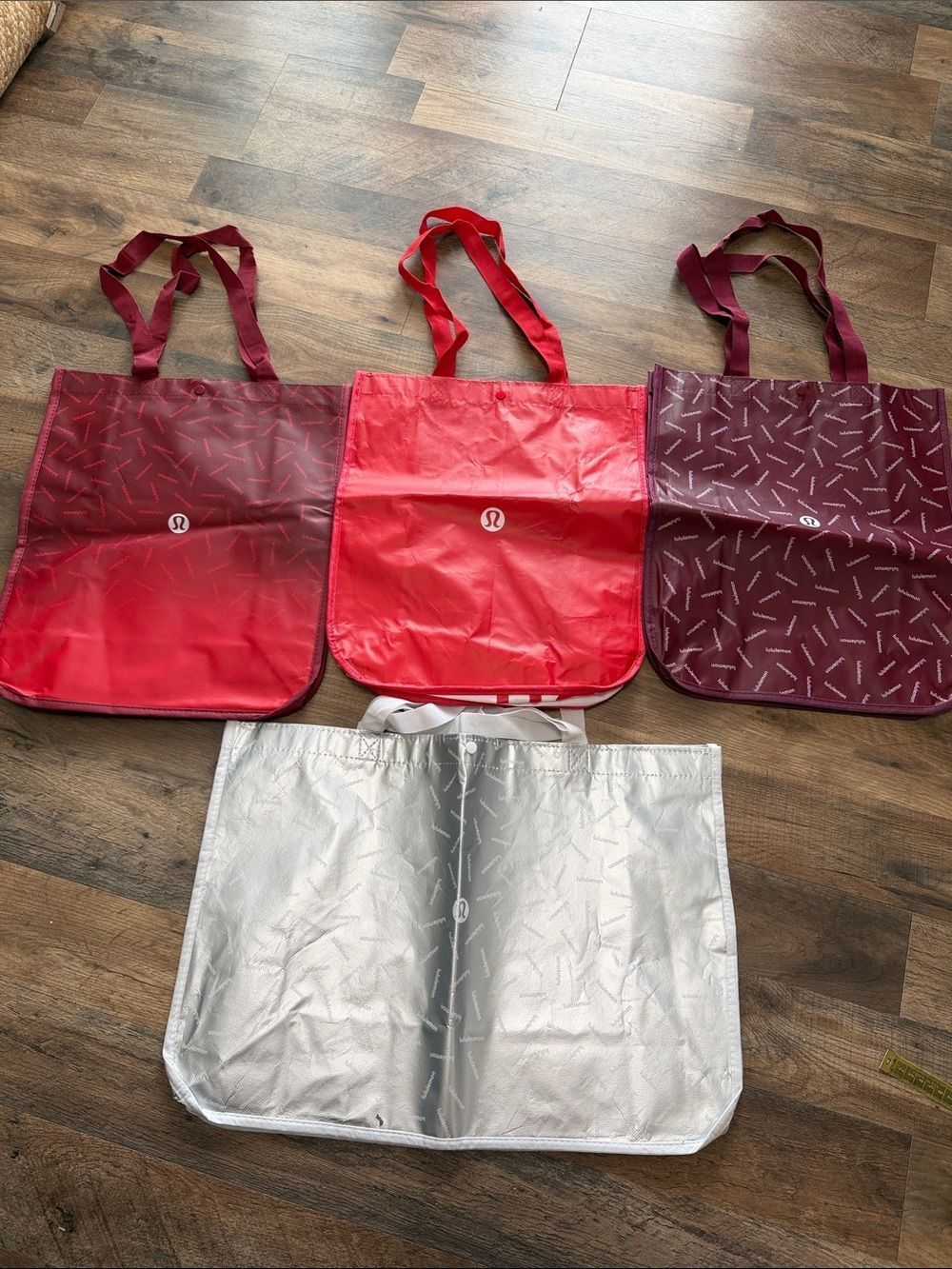 Lot of 4 reusable Lululemon bags